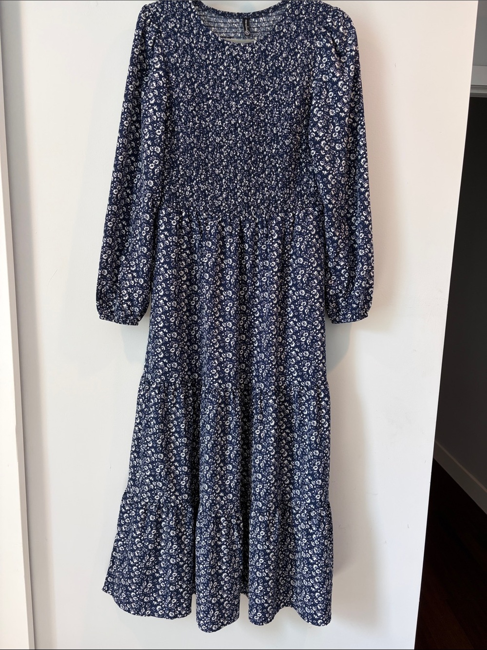 Women's Navy Floral Long Sleeve Smocked Maxi Dress